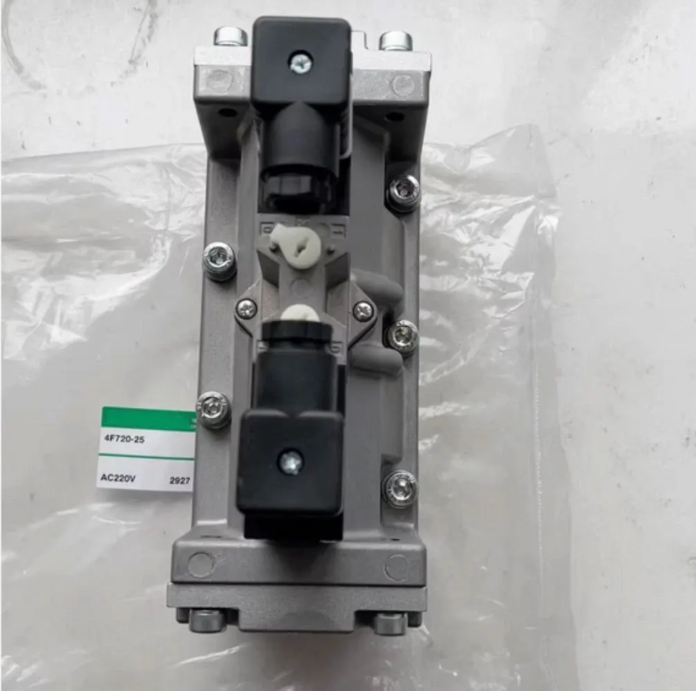 

Совершенно новый 4F710-25-AC220V 4F710-25-DC24V 4F710-25-AC110V 4F720-25-AC220V 4F720-25-DC24V 4F720-25-AC110V. Гарантия один год.