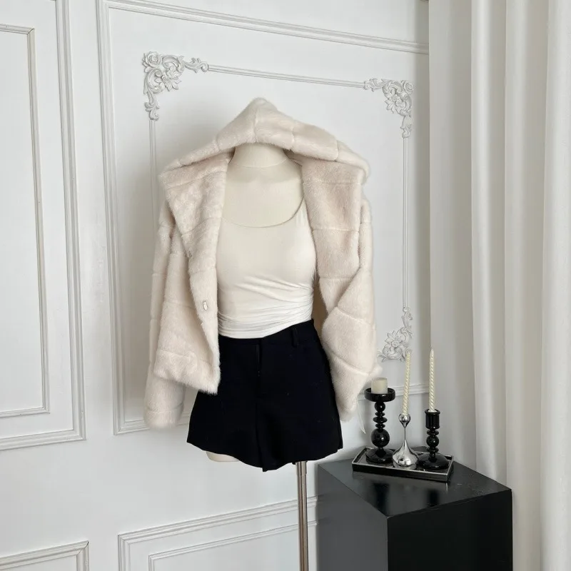 Women‘s Pink Hooded Furry Jacket Fluffy Stripe Solid Warm Thick Faux Fur Jacket Loose Luxury Elegant Fancy Plush Coats Faux Mink