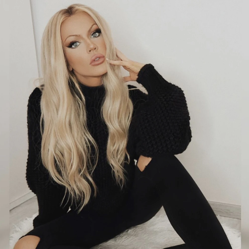 

Роскошные синтетические парики Balayage Blonde 28-дюймовые длинные свободные вьющиеся волнистые парики с темными корнями, кружевные фронтальные парики из высокотемпературного волокна для женщин