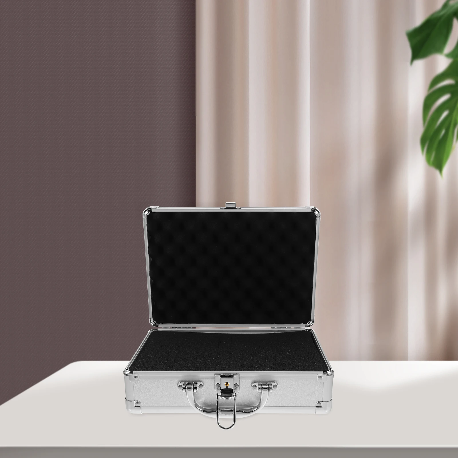 حقيبة من سبائك الألومنيوم تبحث عن حقيبة طبية للرجال حقائب قطنية صلبة معدنية