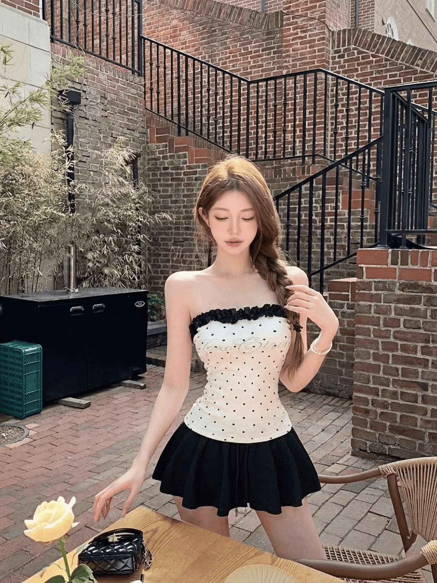 

Summer High Waist Polka Dot Tube Top Vest Women's Fashion Set with Half Skirt Two-Piece Set Wood Grain Color Collision