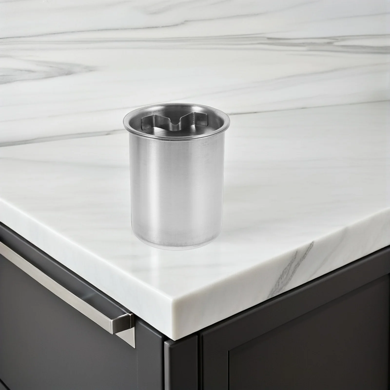 

Portable Ashtray Ashtray Stainless Steel Windproof With Lid For Outdoor Camping Garden Tabletop Desktop Use Silver