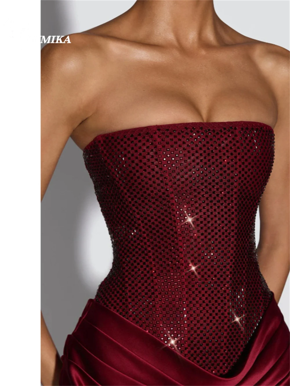 Vestido de Fiesta Brillante DTLumika para Mujer, Vestido Corto sin Tirantes con Falda de Satén, Vestido Sexy para Cóctel o Club Nocturno