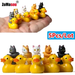 1/5Pcs Mini Cute Cat Sitting on Duck Ornament Miniature Handicraft Figurines Landscape Toys Kids Gift Car Home Garden Decoration