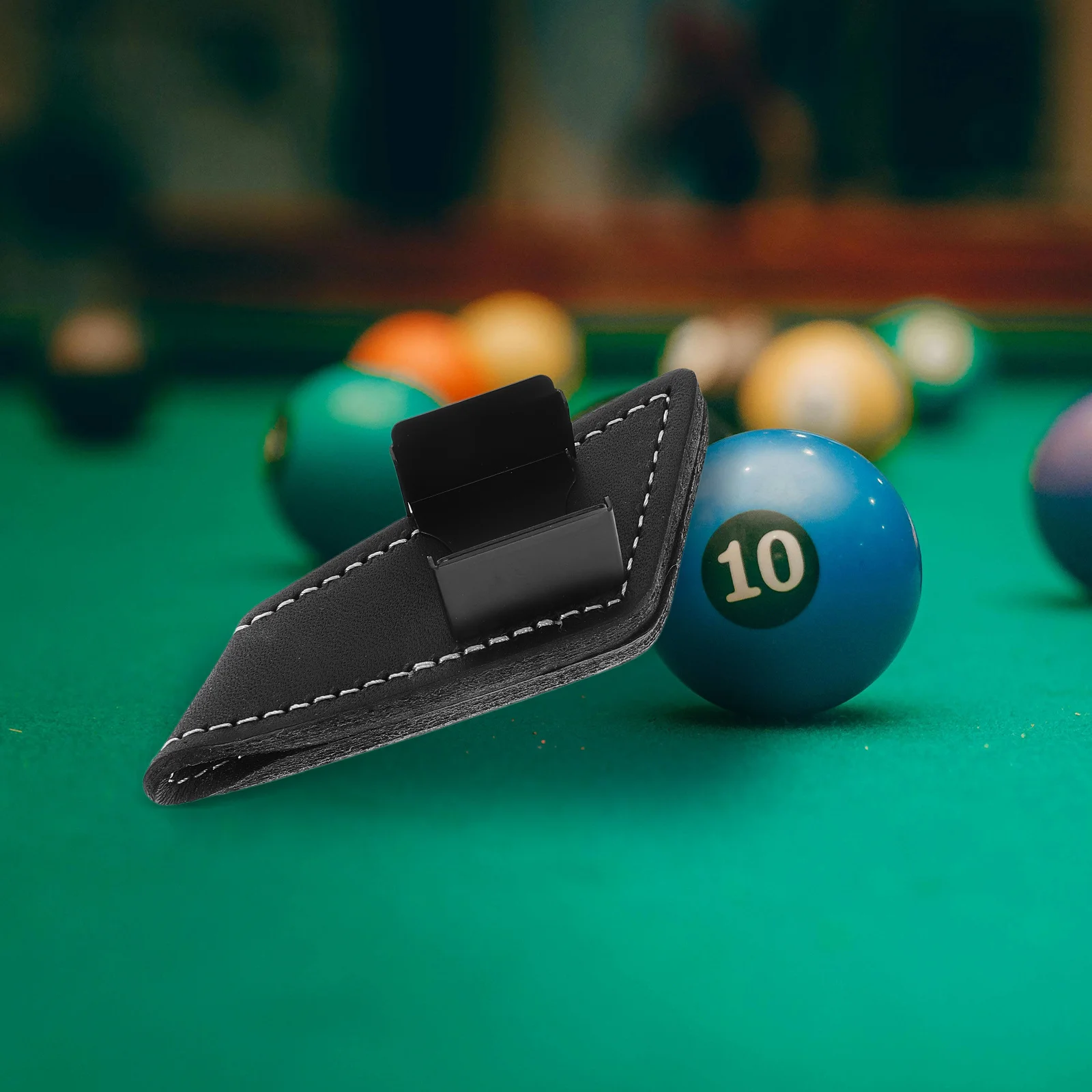 

Billiard Chalk Holder Tool Pool Cue Chalk Tip Snooker Accessory Multifunctional Storage Box Billiard Supply Snooker Supply