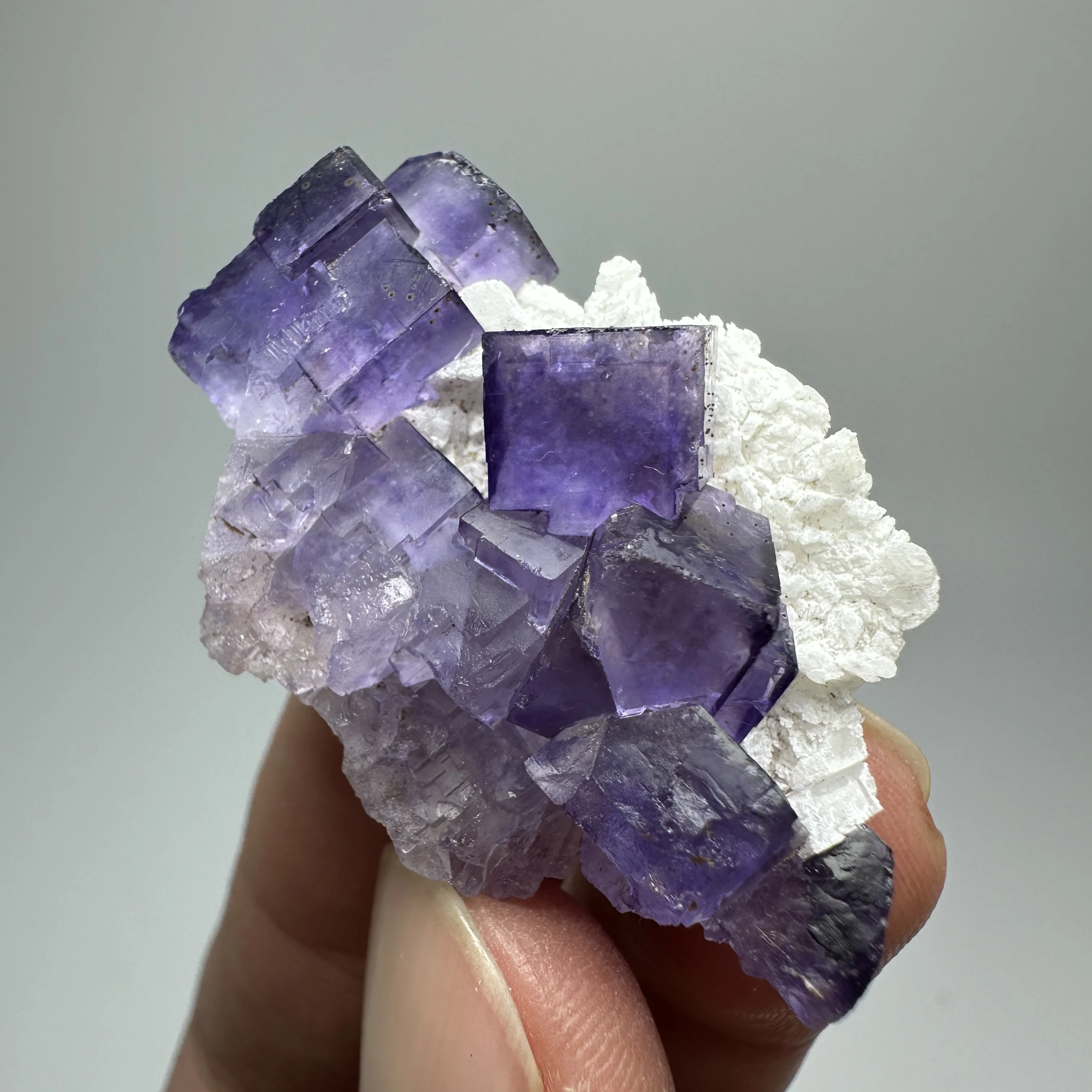 

Natural Fluorite Specimen Purple Matrix Crystal Mineral Quartz Rock Healing Stone Home Decor Stepped Structure