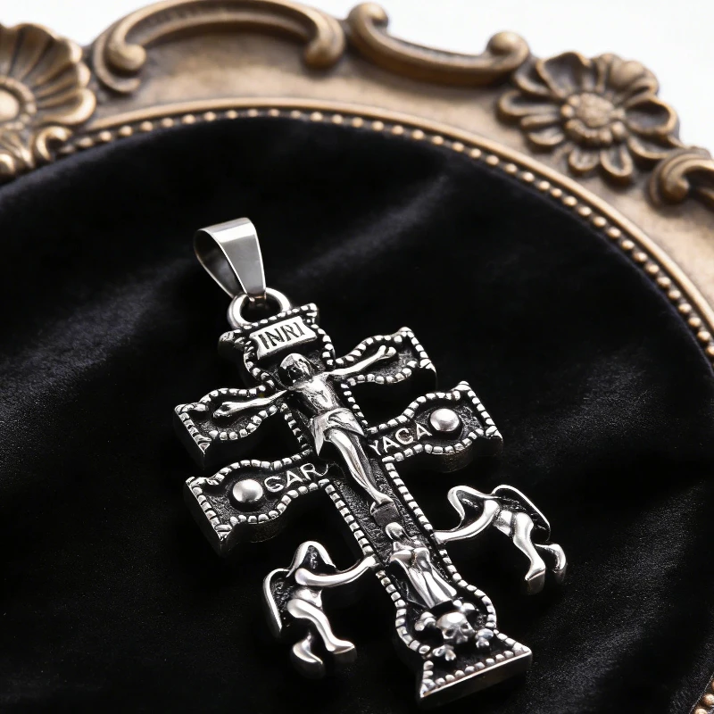 Edelstahl-Kreuzanhänger Vintage Jesus-Kruzifix-Charm mit Gravierten Engeln Religiöser Schmuck für Männer und Frauen – Detail 5
