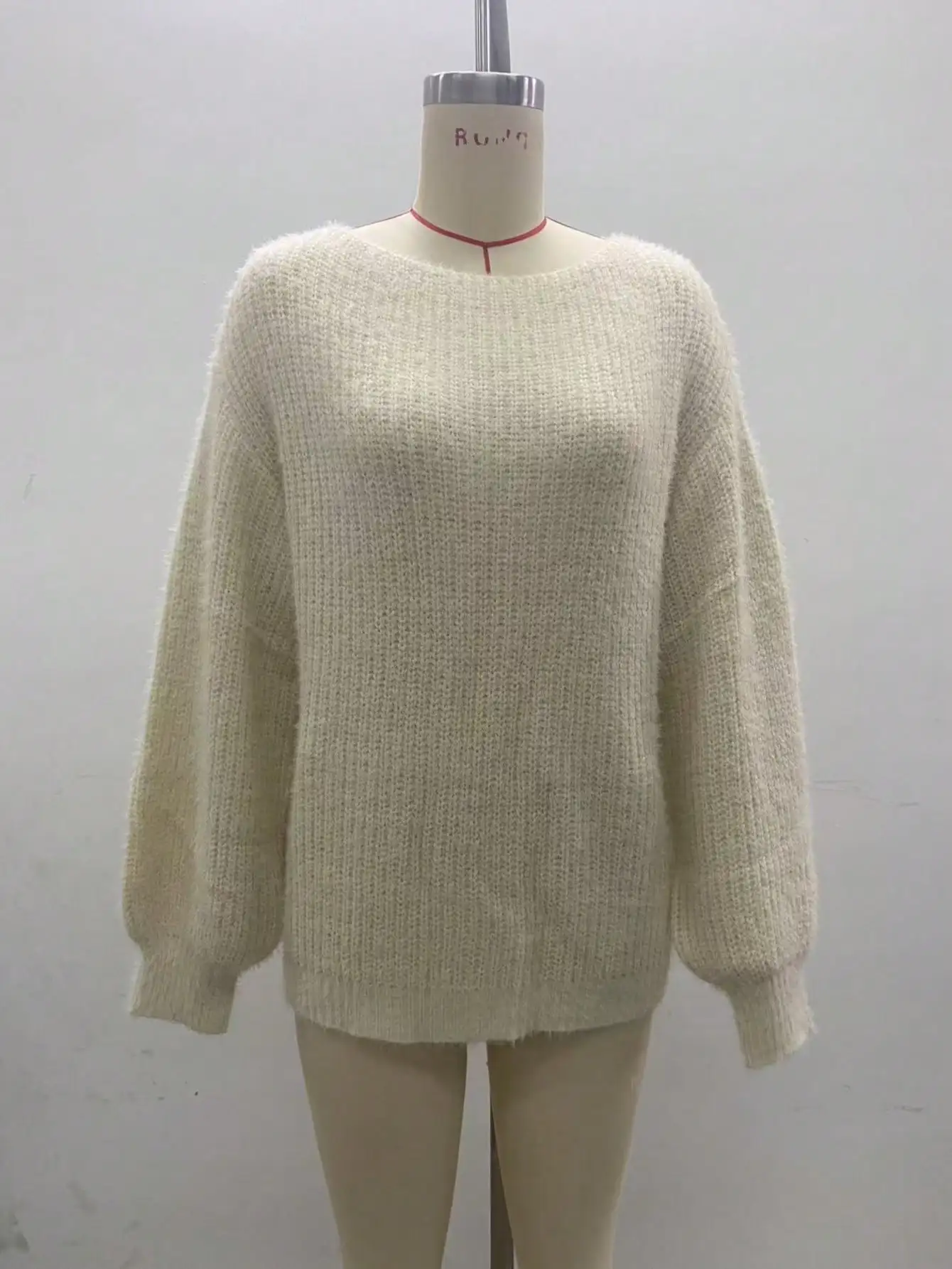 

Women's Solid Color Round Neck Autumn and Winter Long-Sleeved Knitted Pullover