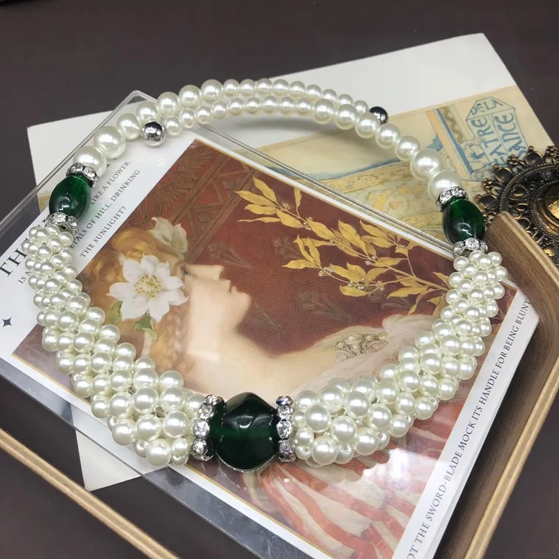 fashionable-hand-woven-pearl-elegant-temperament-necklace-retro-and-exquisite-high-end-collar-jewelry