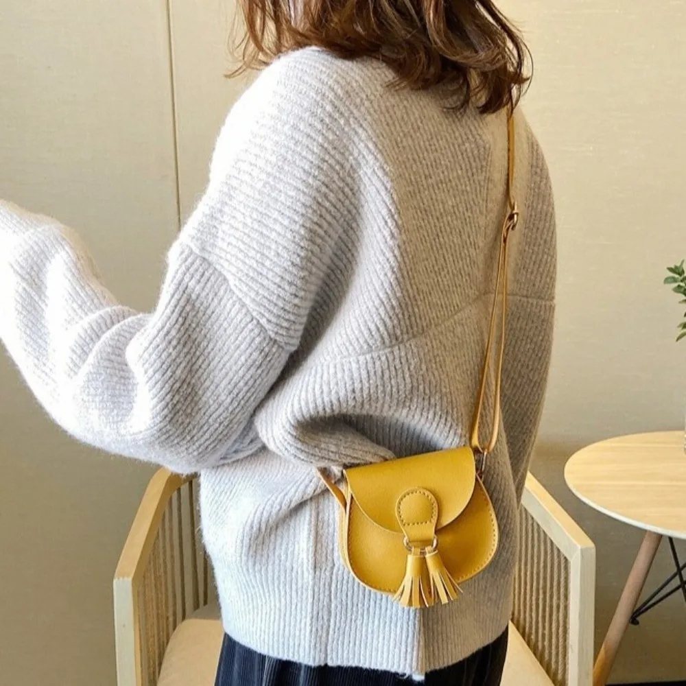 

Новая милая детская сумка через плечо, мини-размер, из искусственной кожи, кошелек для монет, с кисточками, регулируемая, сумка-мессенджер для принцесс, на день рождения