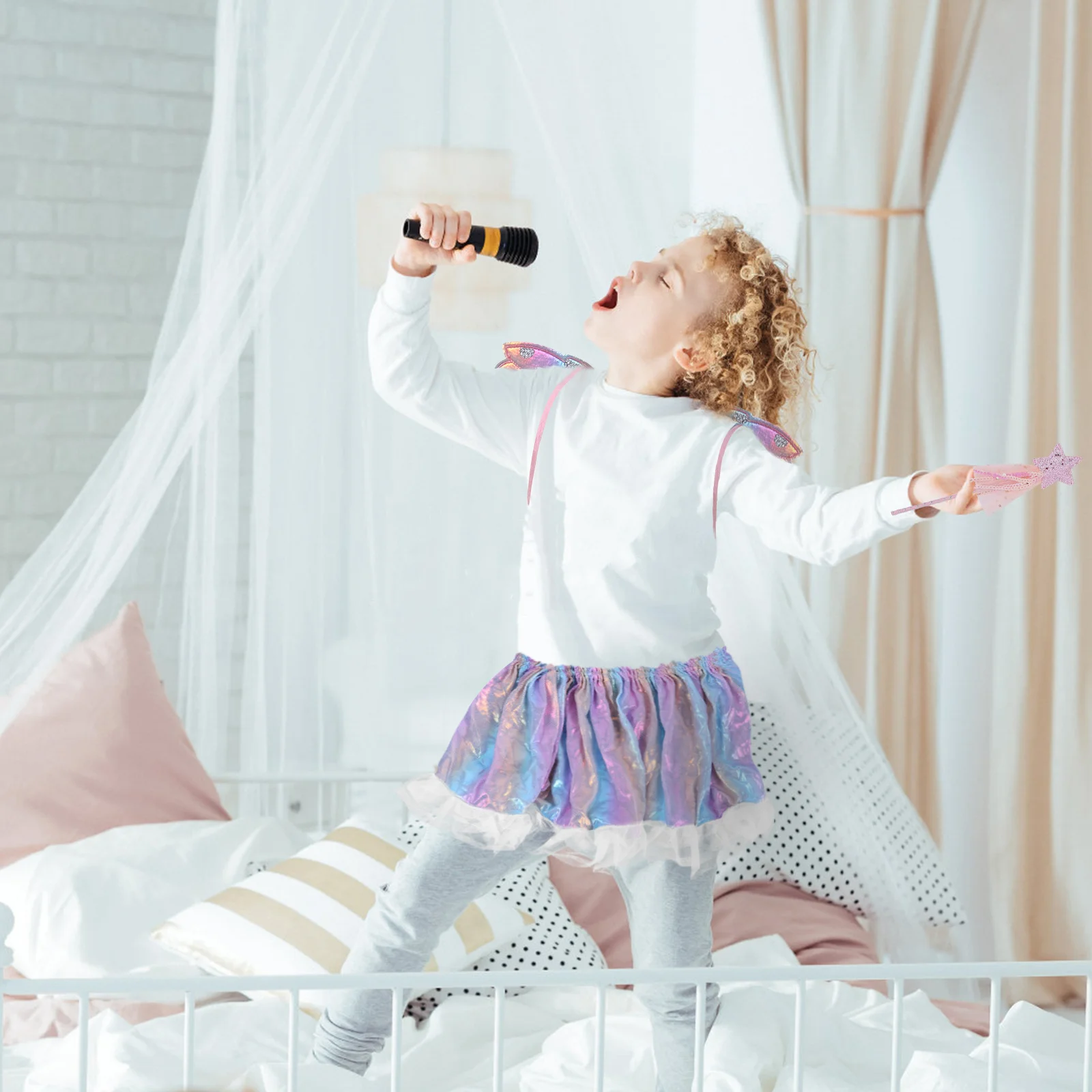 ชุดปีกนางฟ้าสำหรับเด็ก 1 ชุด พร้อมไม้กายสิทธิ์ กระโปรง และอุปกรณ์เสริม เหมาะสำหรับงานแฟนซี ปาร์ตี้ และการแสดงบนเวที