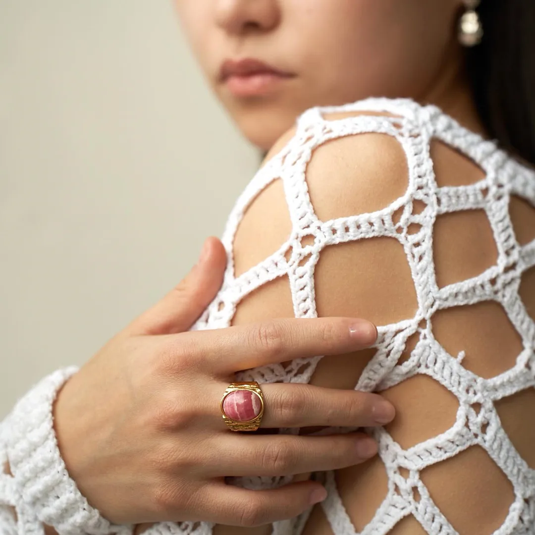 أزياء أوروبا النحاس 18K مطلية بالذهب الوردي الأحجار الكريمة حلقة واسعة امرأة شعبية سحر مجوهرات اكسسوارات