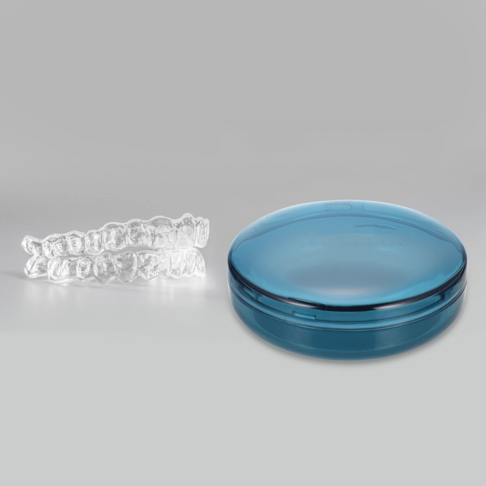 

Portable Denture Case Retainer Storage Box ABS Silicone Waterproof Dustproof Travel Size Mouth Guard Container