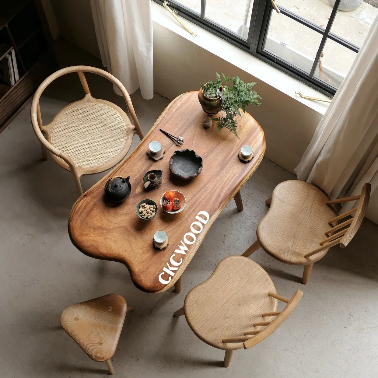 

CKCWOOD special-shaped balcony small tea table 100-140cm irregular log table personalized art solid wood large board table