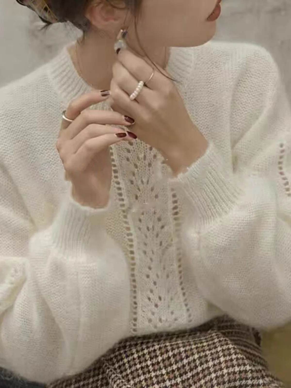 

Premium Bear Fur Hollow out Long Sve round Ne Knitted Sweater Women's Ele Top Soft Cozy Spring Commute Sle