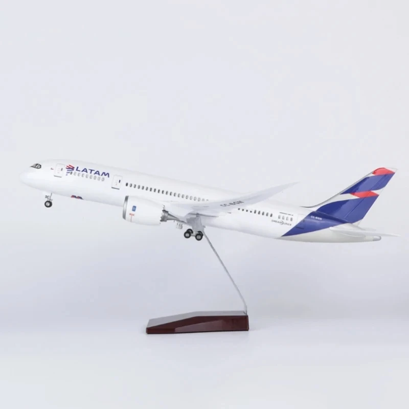 

47CM 1/130 Chile LATAM Airline Airplane Model Toy 787 B787 Dreamliner Aircraft Plastic Resin Replica Plane Model Toy Collection