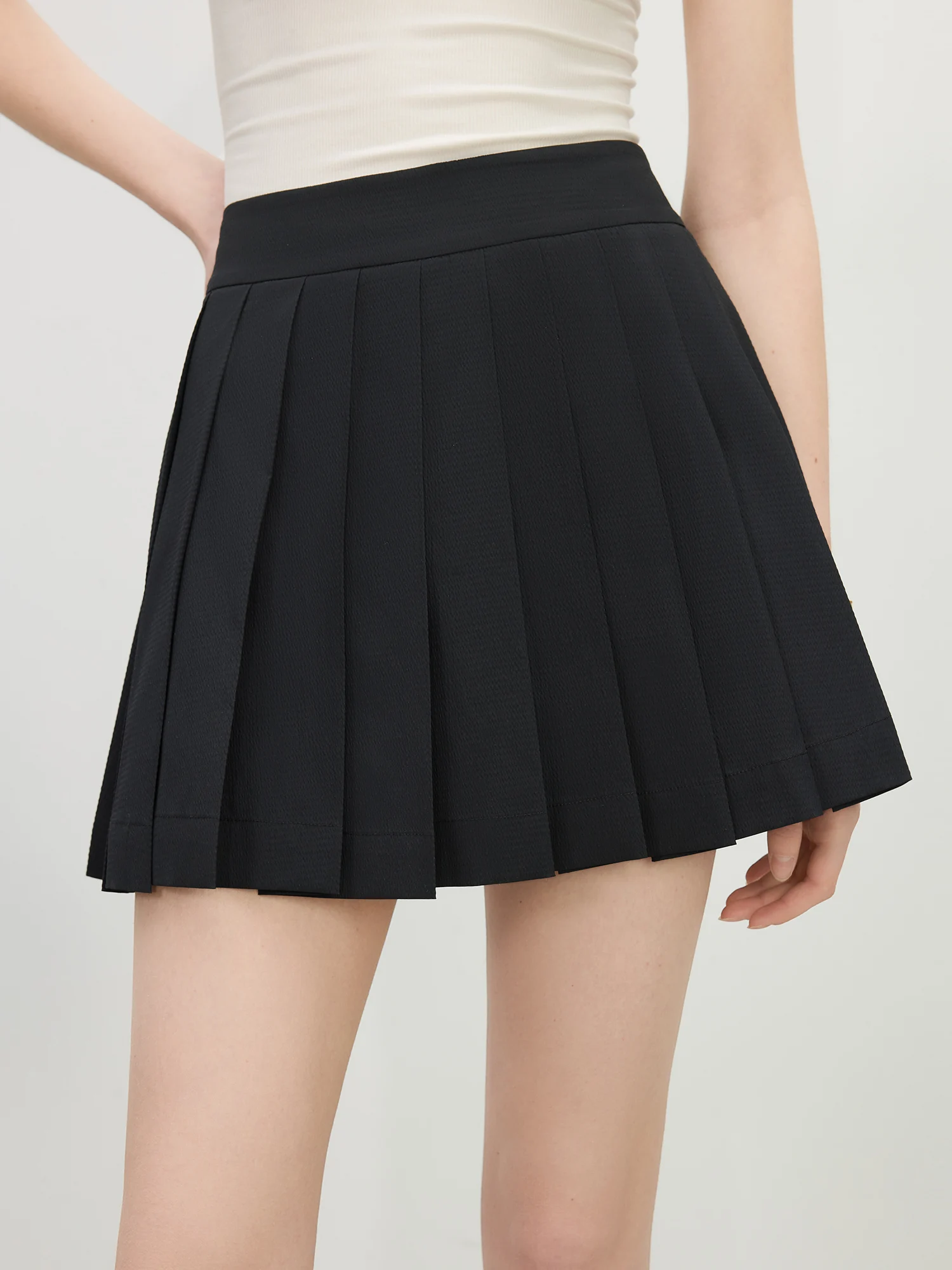 

FSLE Quick-drying Sports Pleated Short Skirt for Women 2025 Summer New Arrival Tennis Style Short Skirt Holiday Season 25FS12422