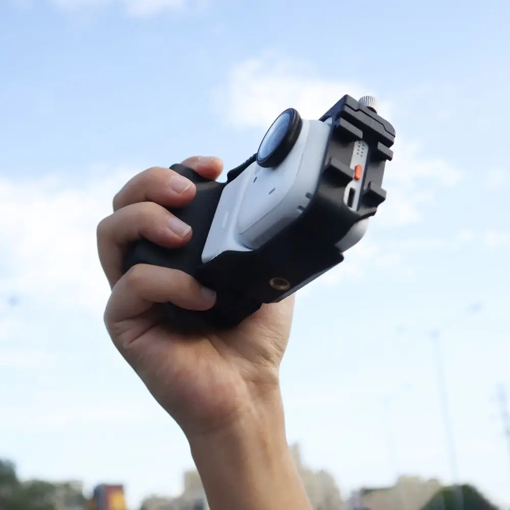 Quick Release Xplorer Grip Kit Camera Frame ABS Comfortable Grip Camera Grip Handle Protective for Insta360 Go Ultra