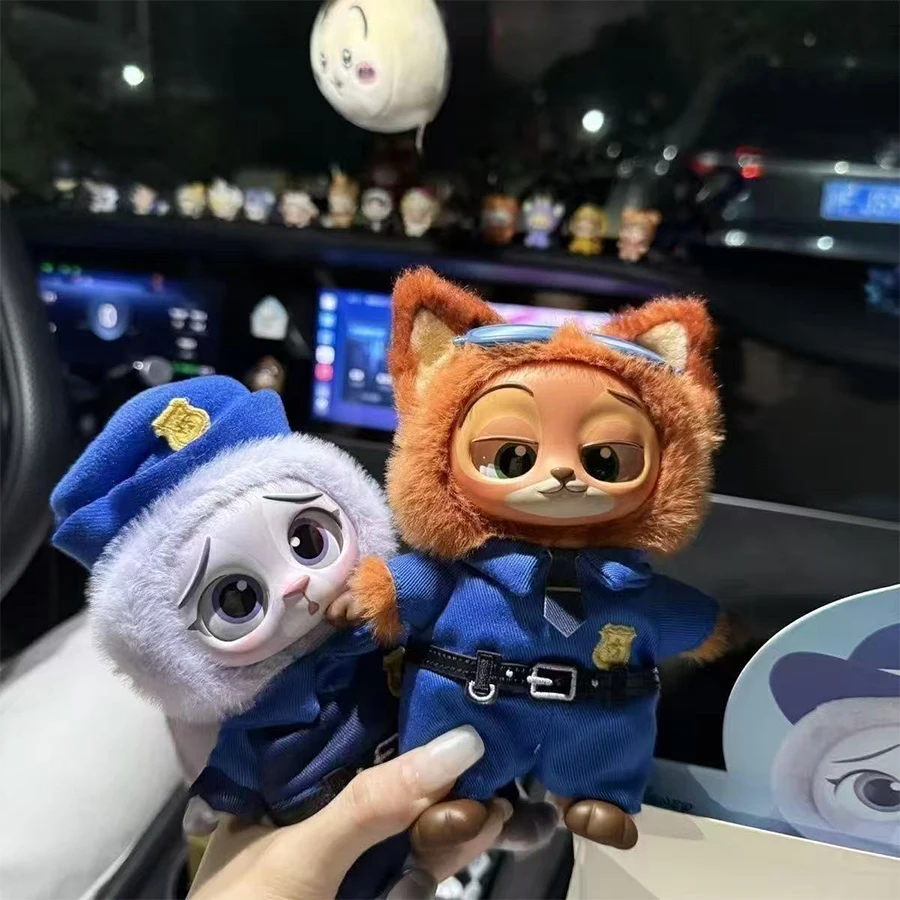 Zootopia Carino Nick Judy Action Figure Peluche Bambola in vinile Scatola misteriosa Figure anime Collezione di cartoni animati Modello Scatola cieca Regali giocattolo