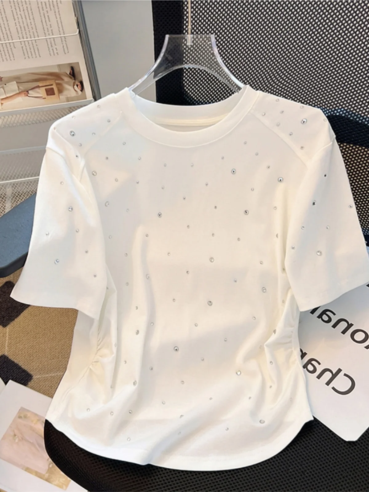 

Elegant Short Sleeve round Neck T-Shirt Women's Slim Fit Summer Fashionable Crease Cotton Knitted Diamond Embellished Top