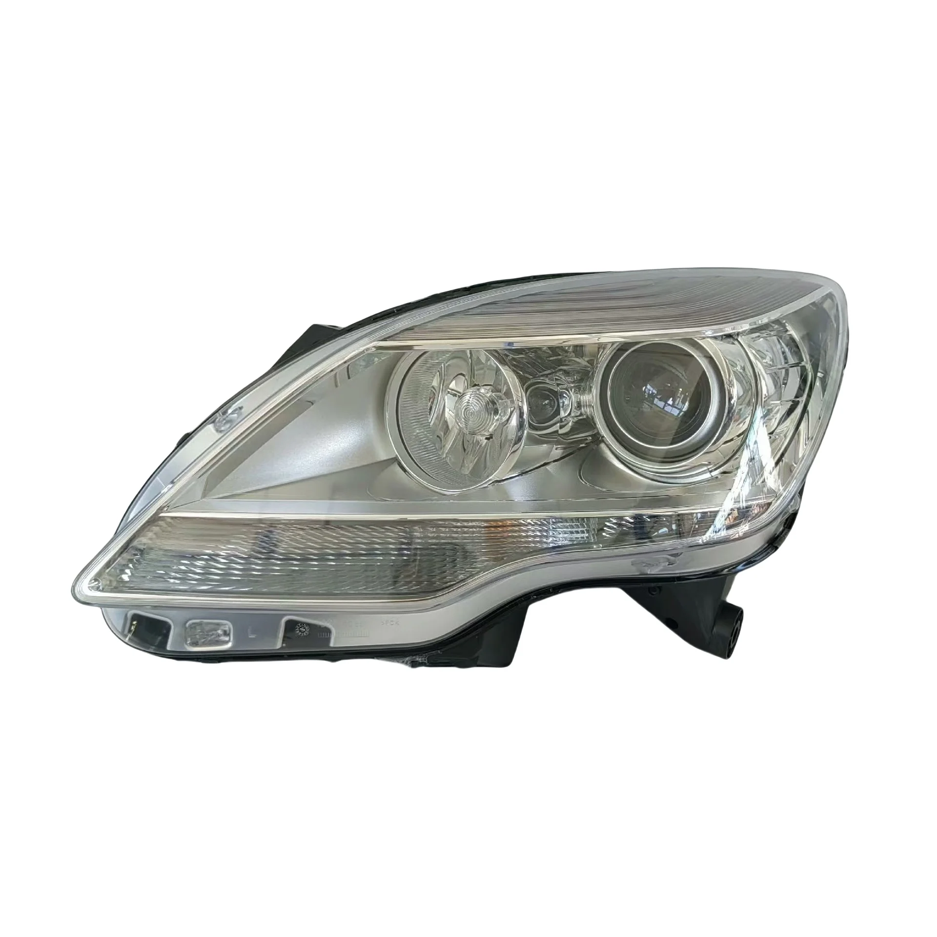 

1PC for Mercedes-Benz W251 headlights 2011-2017 R280 R300 R320 R350 R400 R500 xenon headlight EU version Headlamp