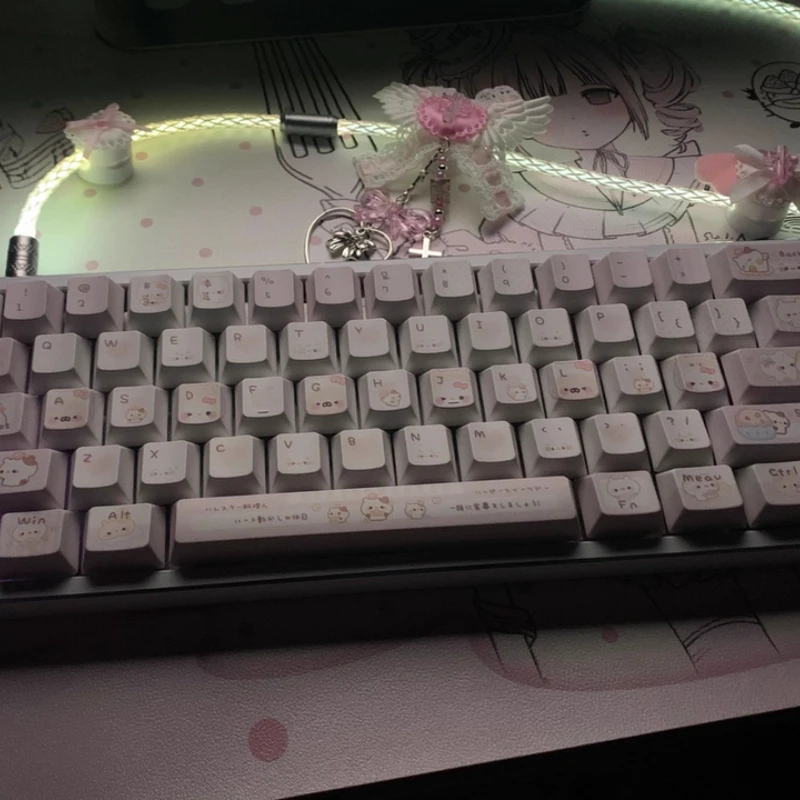 Original Aviation Plug-in Cable Customize Full Section Luminous DIY Pink White 8k Type-C Customized Keyboard Cable for Gamers