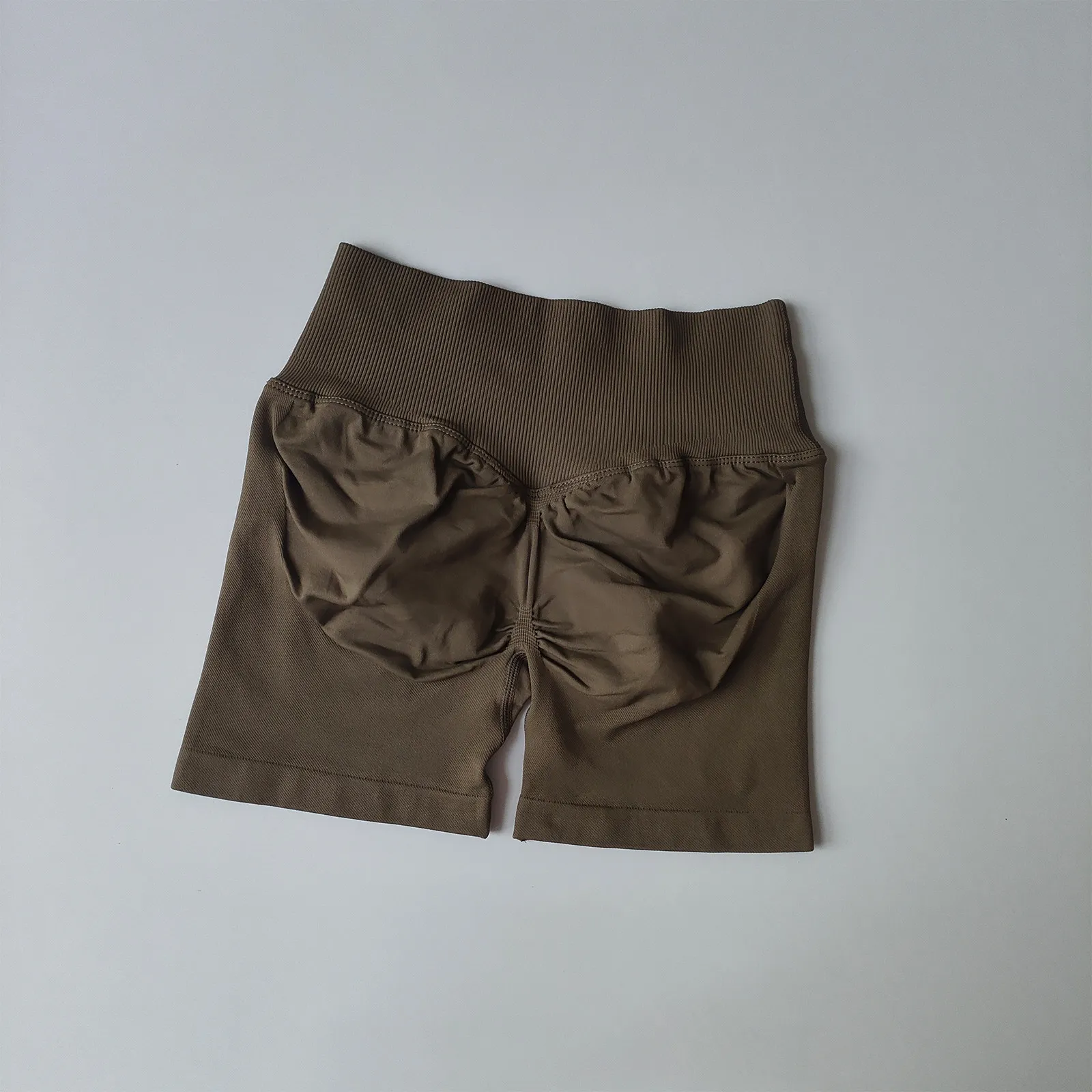 Hochgeschnittene Nahtlose Fitness-Shorts mit Drei-Punkt-Pfirsich-Po-Lifting-Effekt, Schnelltrocknend, Eng Anliegend, für Yoga und Pilates – Detail 15