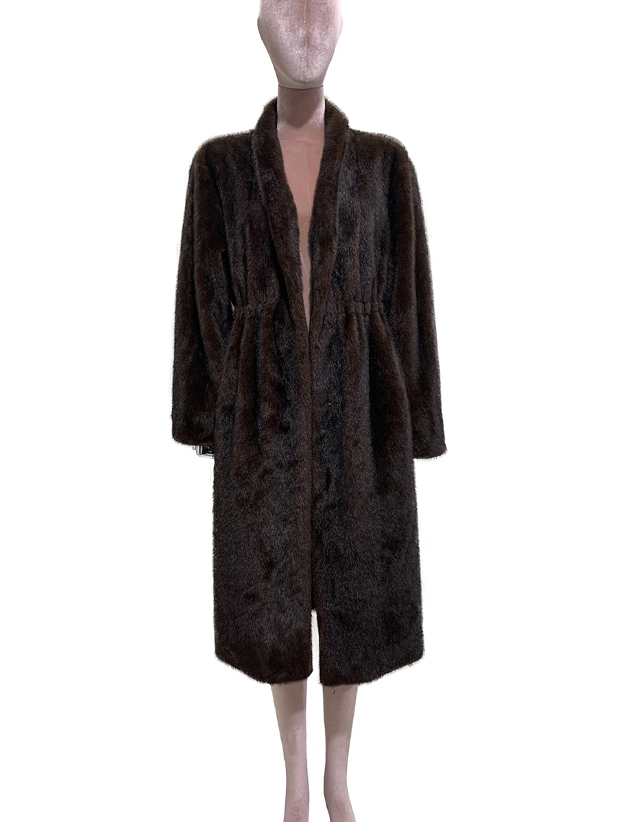 เสื้อโค้ทขนเฟอร์เทียมหนานุ่ม อุ่นสบาย หรูหรา ทันสมัย สไตล์ชิค สำหรับผู้หญิง พร้อมผ้าคลุมไหล่และสายคาดเอว รุ่นปี 2025