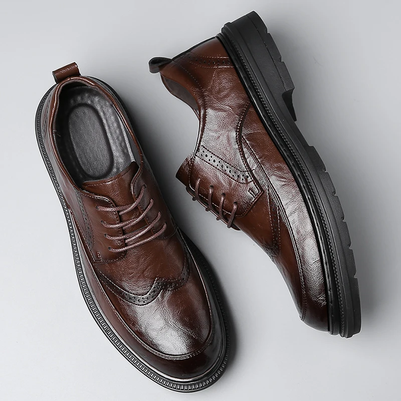 

Мужская деловая кожаная обувь, классический повседневный стиль, офисная обувь высокого качества на толстой подошве, модные универсальные броги на открытом воздухе