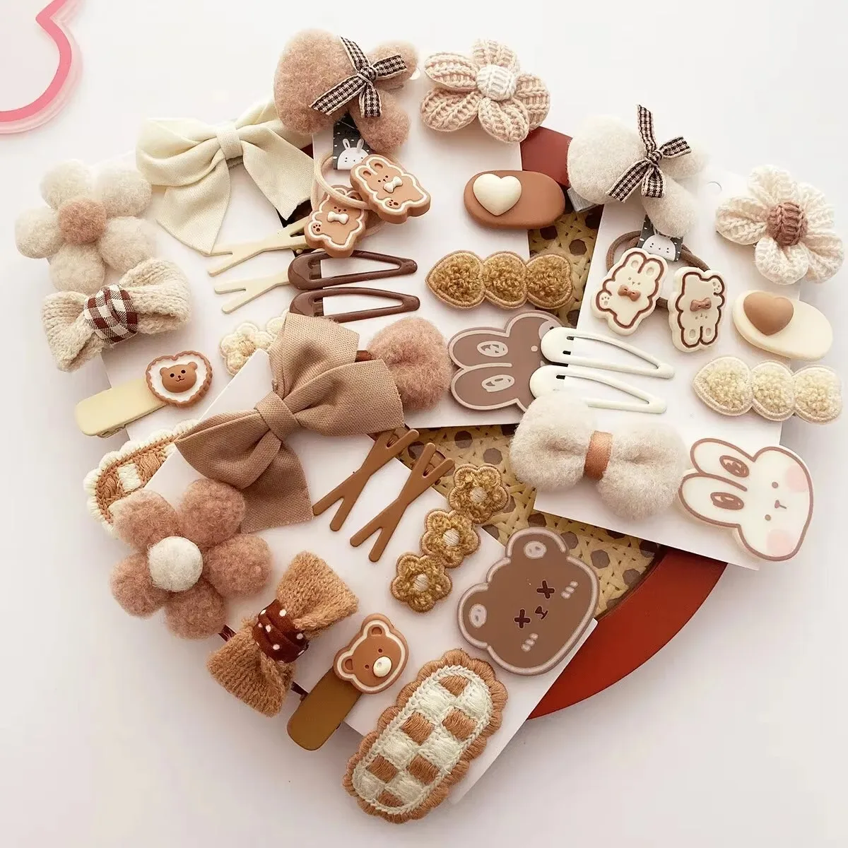 

Personalized and versatile, milk tea-colored autumn and winter plush flower cute hair clips, coffee-colored bow hair clips