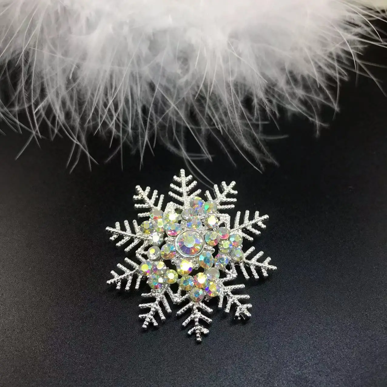 Creative Fun Christmas Series Brooch Lucky Holiday Blessing Gifts Jewelry Accessories Angel Snowman Christmas Tree