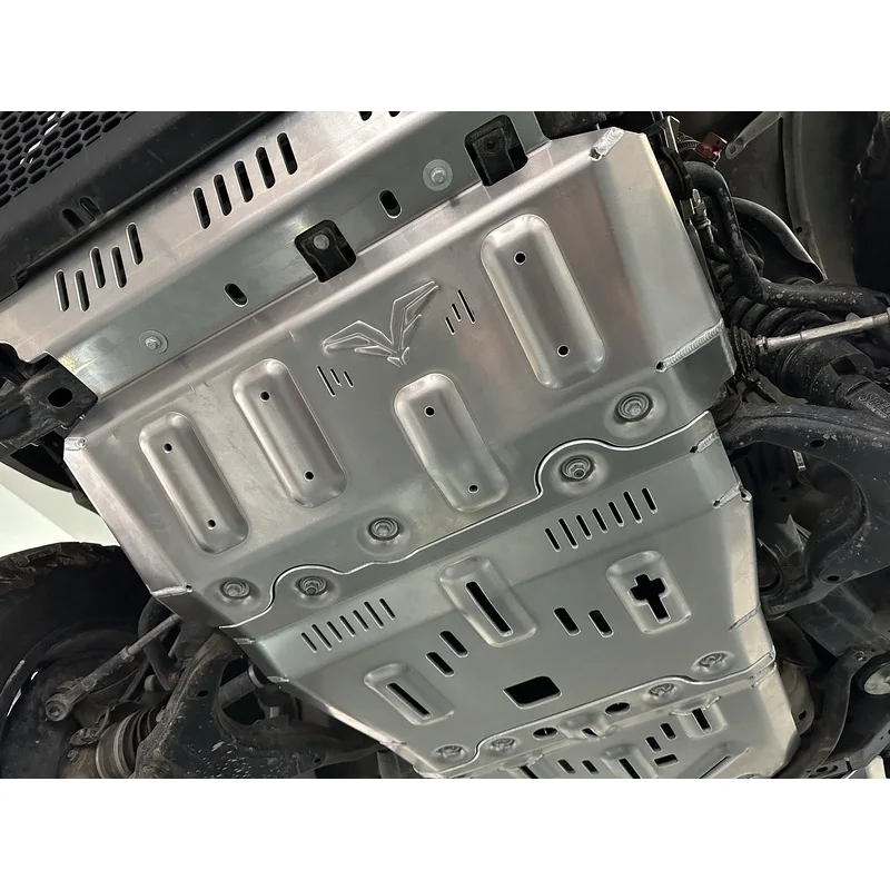 Maßgeschneiderte Herstellung eines langlebigen Bodenschutz-Kits aus Aluminium-Magnesium-Legierung für Toyota Land Cruiser 120