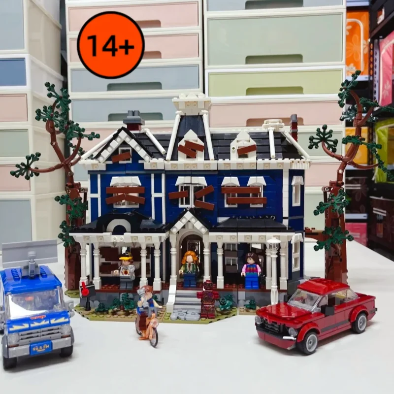 

Creative Creel House City Architecture Model Set 11370 2026 IN STOCK DIY Building Blocks Toys Friends Birthday Party Presents