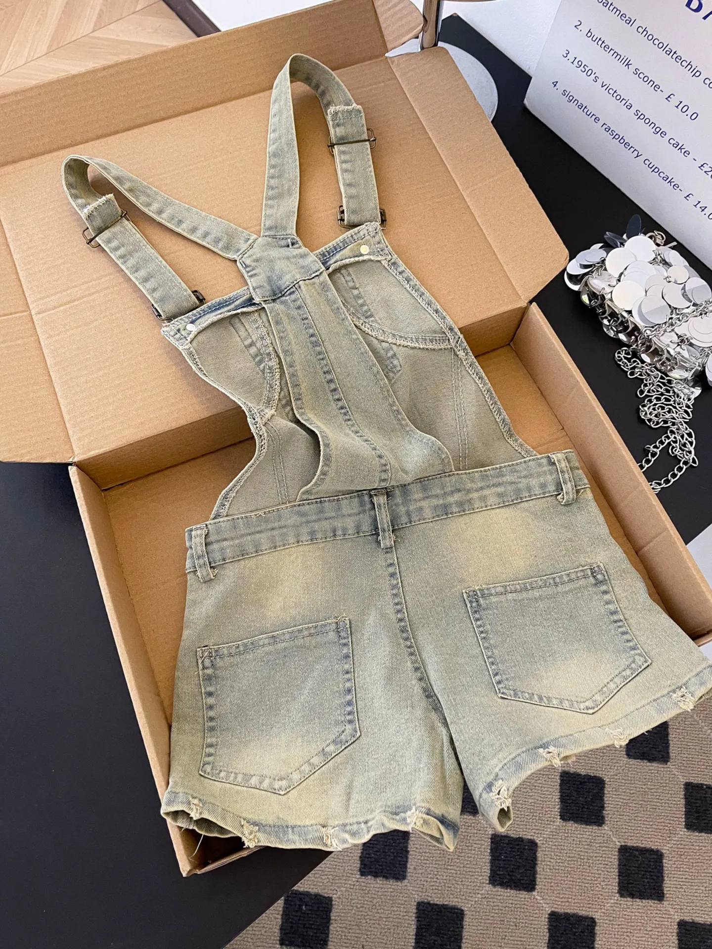 

Playsuits Retro American Y2K Girl Denim Overalls Women's Spring Summer New Design Sense Hole Ripped Body Short Pants
