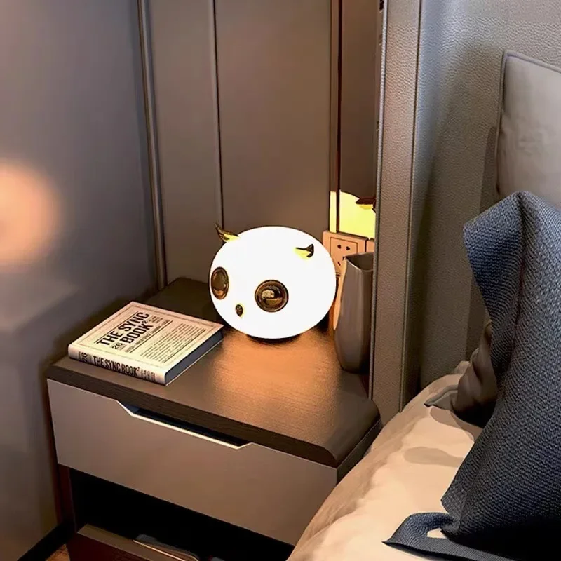 Nordic Postmodern Minimalist Animal Led Desk Lamp Designer Creative Living Room Bedroom Study Atmosphere Decor Glass Table Light