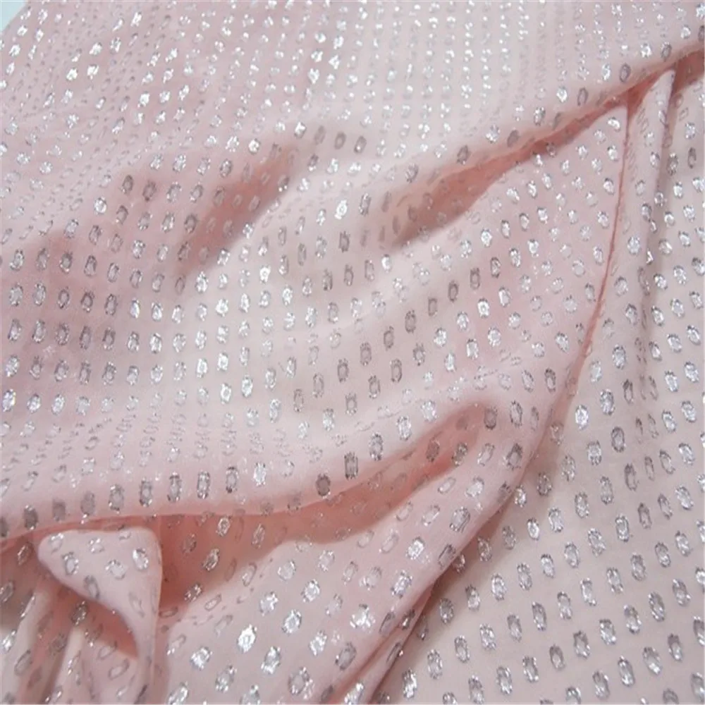 

Fashion New Pink Color Dot Design Silk Metallic Jacquard Fabric for Girl Mordern Shiny Sparkle Party Dress