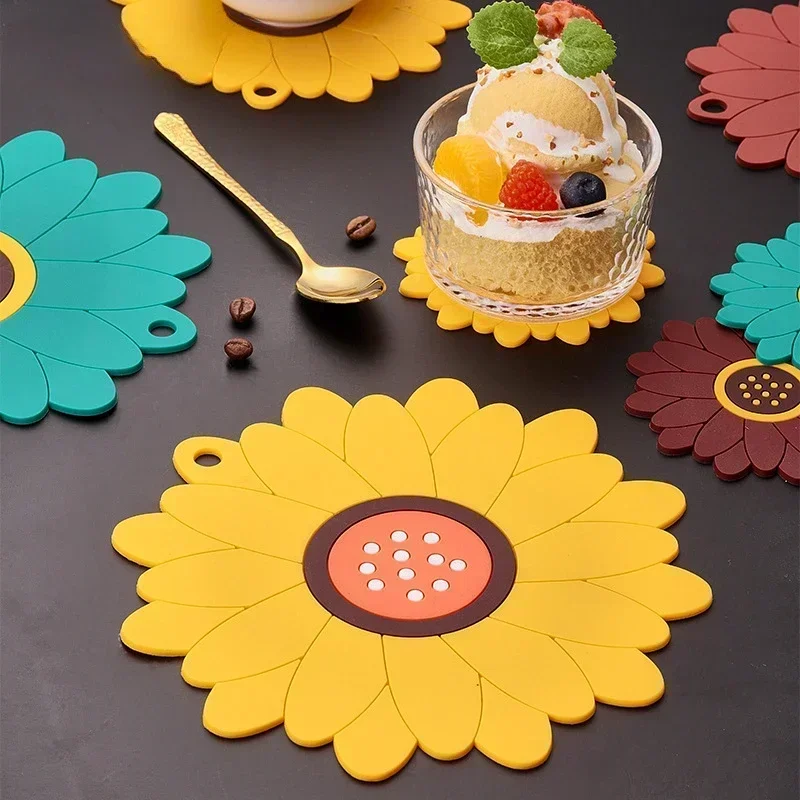 Sunflower Silicone Tea Mat Insulation Placemats Home Dining Plate Mat Heat-proof and Anti-scalding Bowl Mat Placemat Coasters