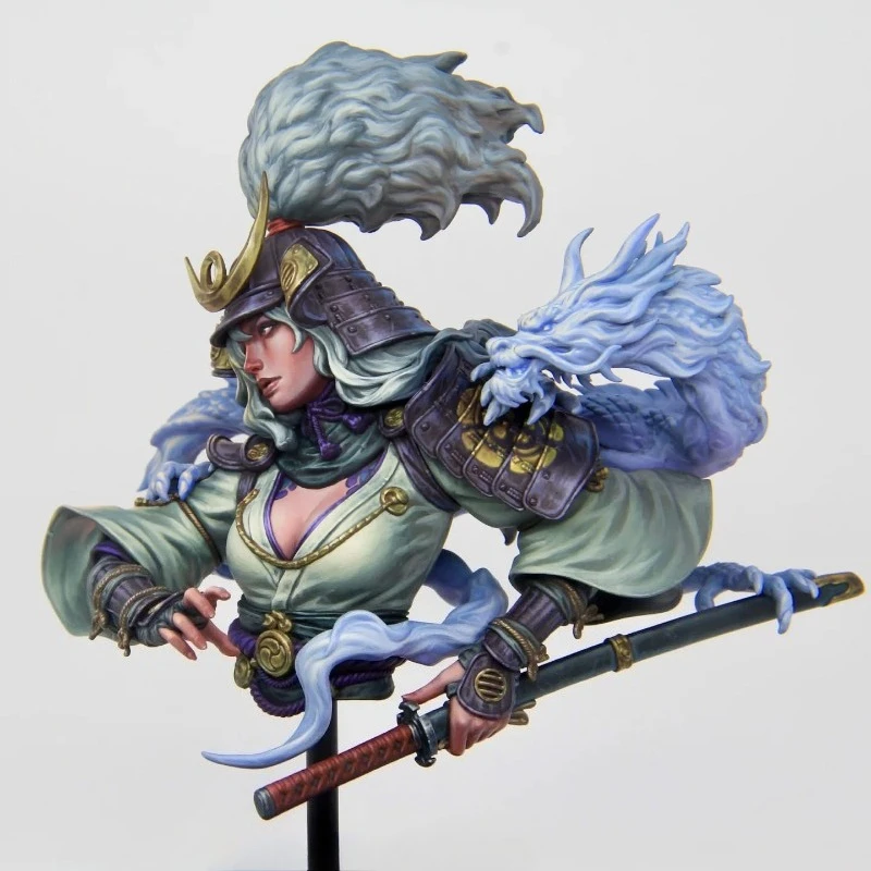 

1/10 Scale Die-Cast Resin Bust Model Kit Female Warrior & Dragon Statue Unassembled and Unpainted