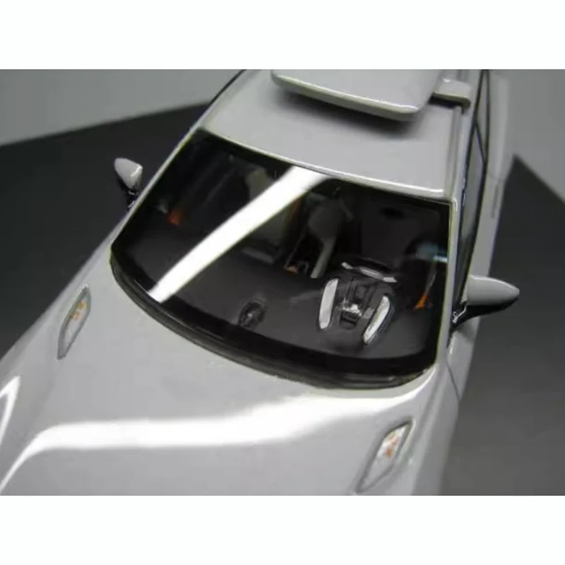 Diecast 1/43 VOLV V90cc CONCEPT XC COUPE 2014 Simulation Resin Car Model Classics Adult Souvenir Gift Static Display