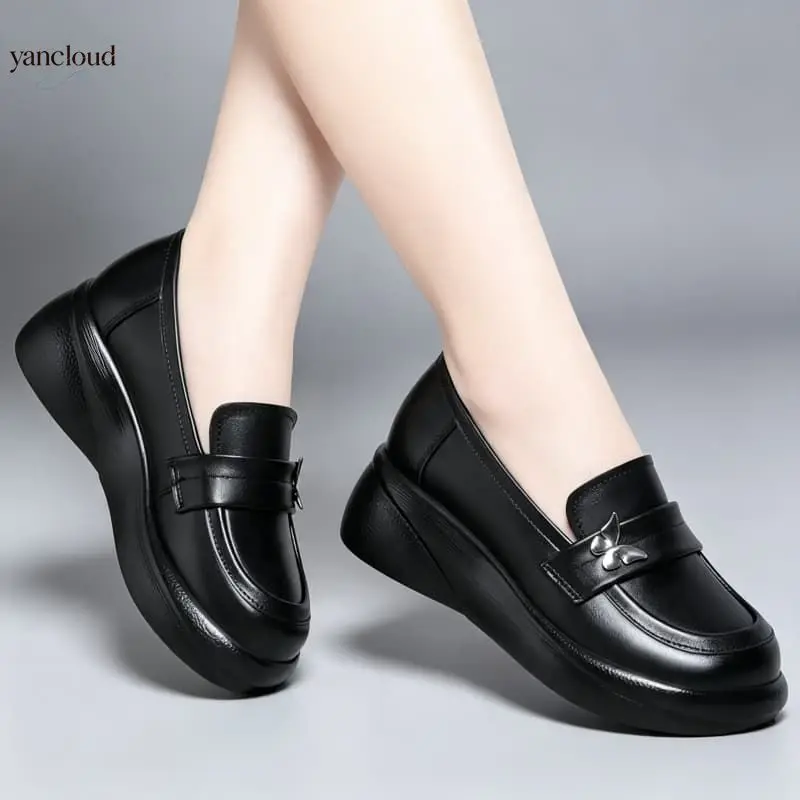 Plus Size Comfortable Thick Bottom Flat Platform Shoes Women Loafers Fall 2026 Genuine Leather Shoes for Office Mom Casual