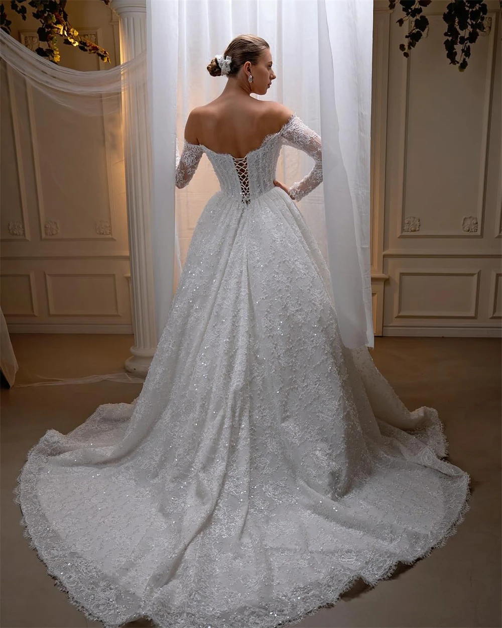 

Customized Sexy White Organza Wedding Dress Formal Sweetheart Long Sleeves Robe de mariée Boho A-Line Court Train Robe de mariée