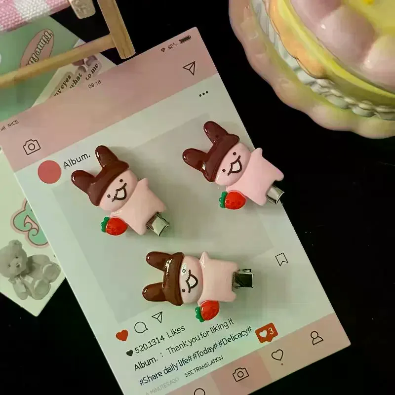 2Pcs/set Strawberry Chocolate Rabbit Hair Clips Cartoon Plastic Hair Accessories Daily & Party Wear