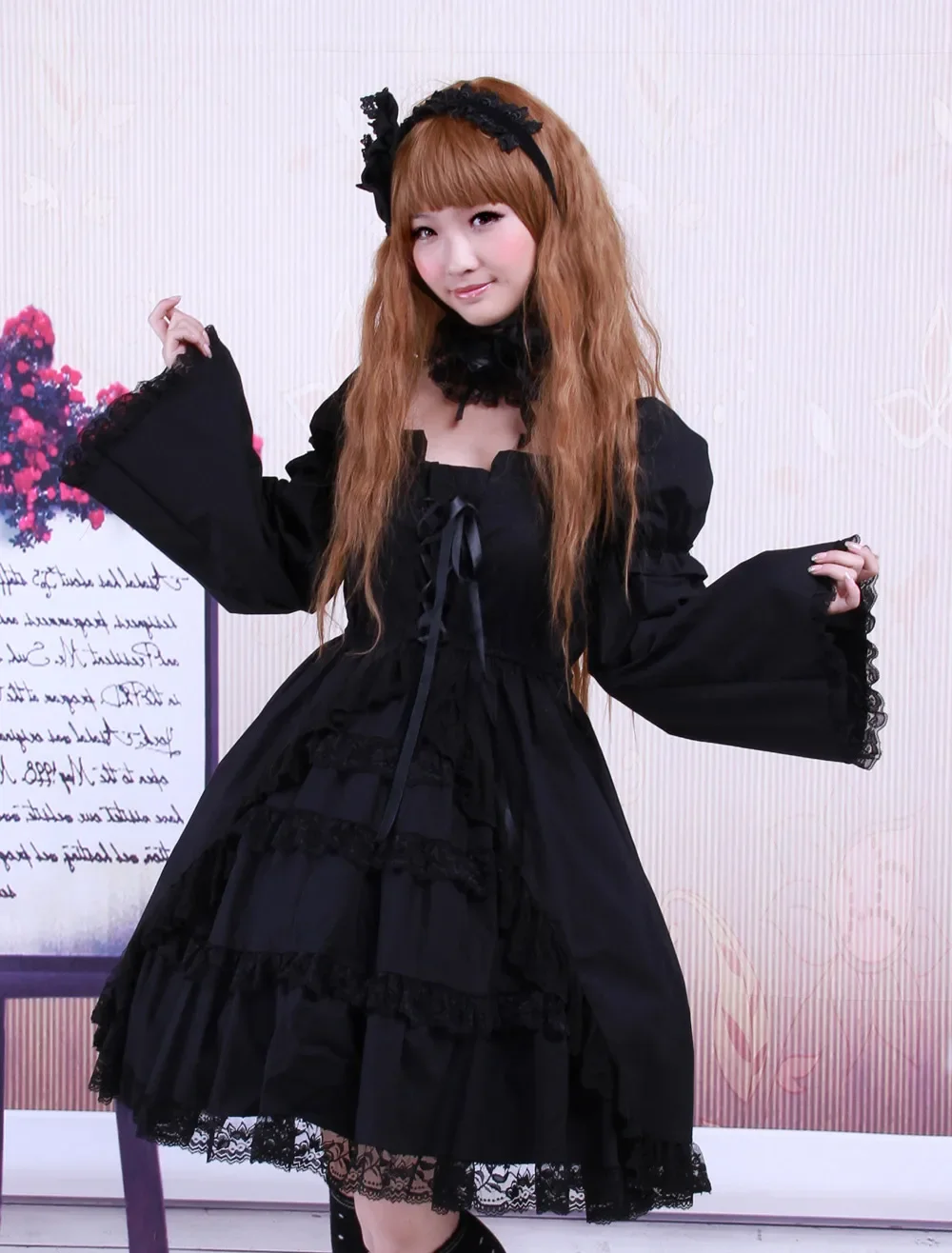 

Cotton Black Lolita OP Dress Long Sleeves Lace Trim