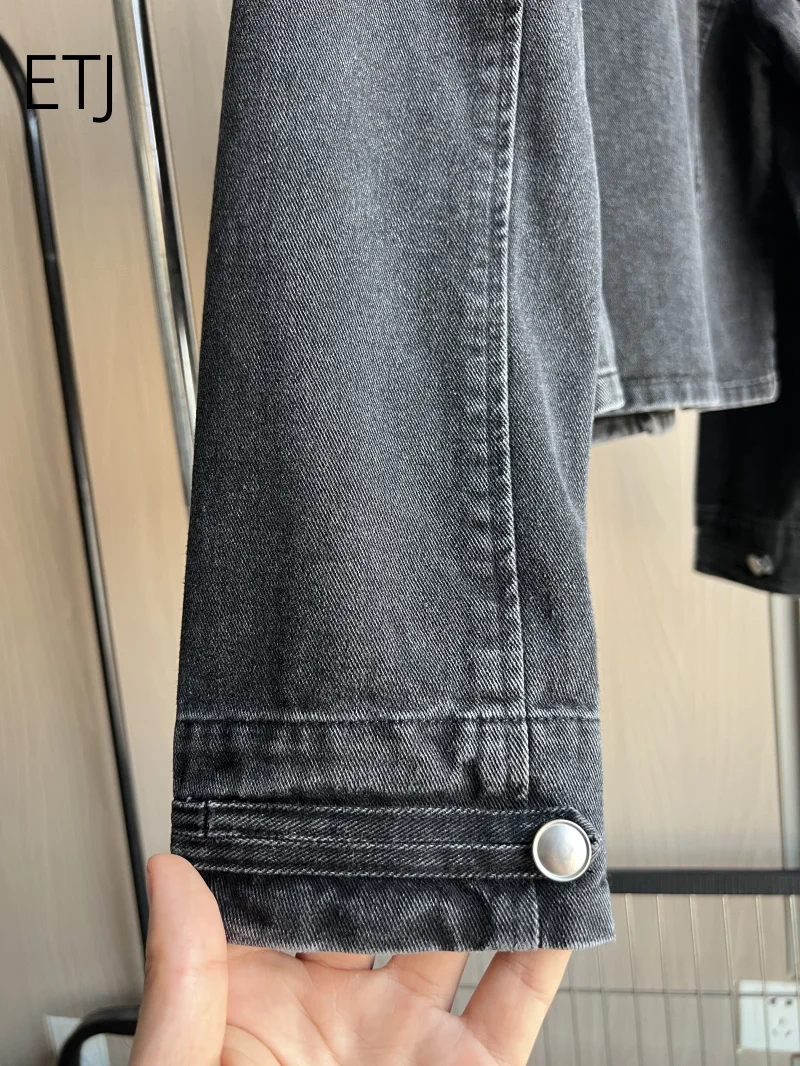 ETJ 2026 Damen Napoleon-Stil Jeansjacke Vintage Militär Doppelreihiger Mantel Silberne Knöpfe Slim Fit Herbst Oberbekleidung – Detail 17