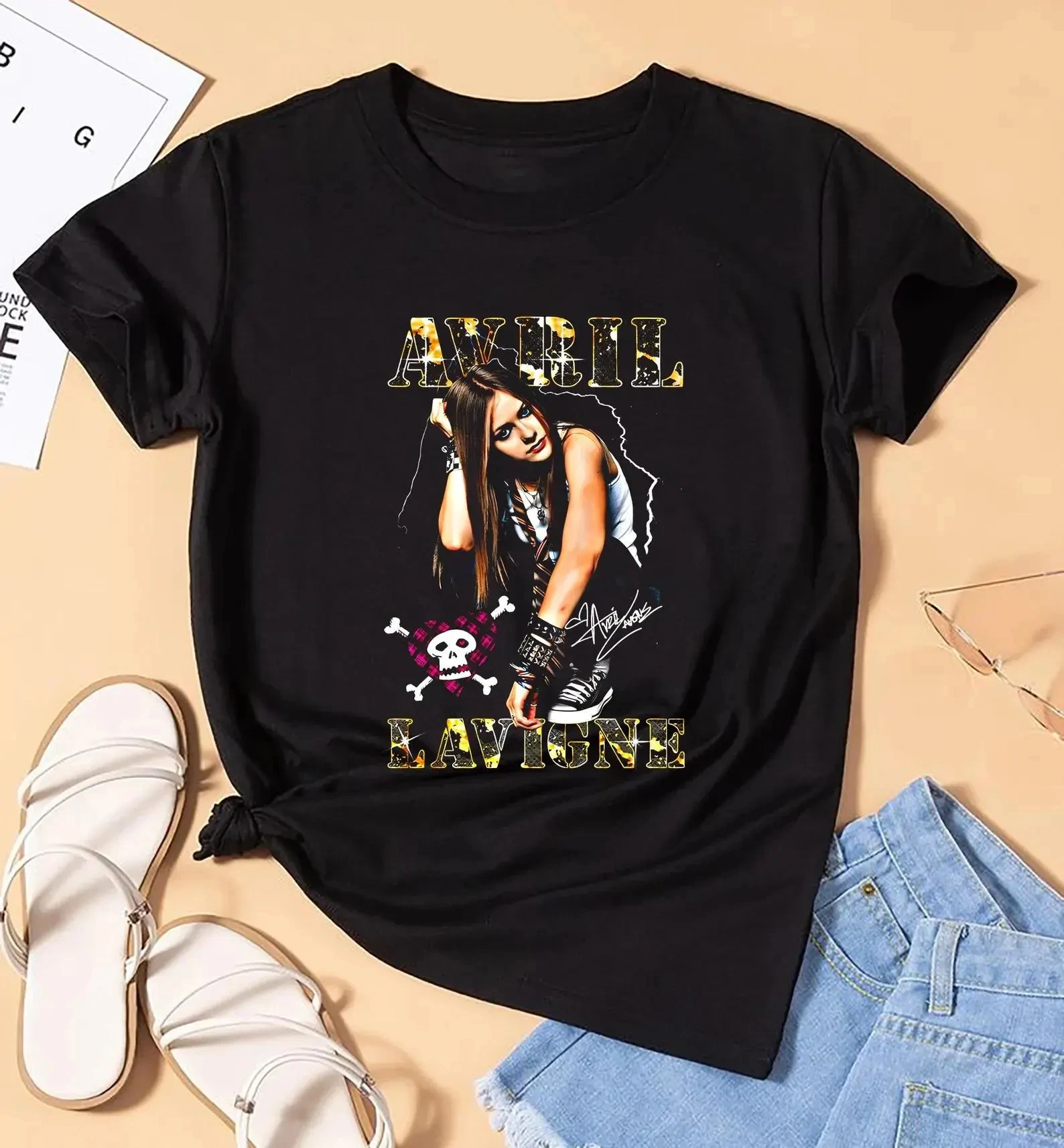 

Футболка Avril Lavigne Bootleg Avril Lavigne Рубашка 90-х годов Avril Lavigne Tour Рубашка Avril Lavigne Футболка с фанатом Avril Lavigne Merch