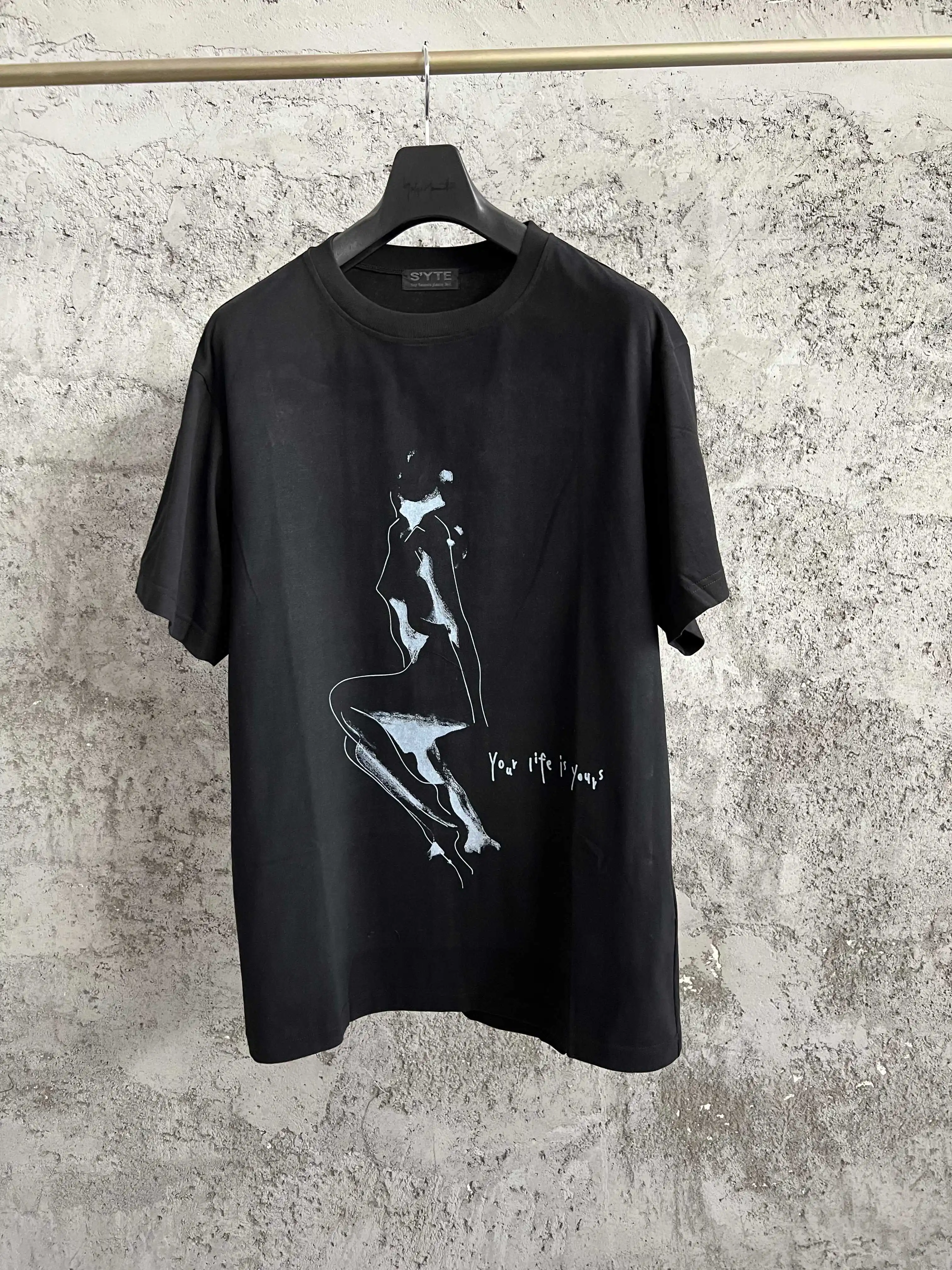 

Printed T-shirts for men and women