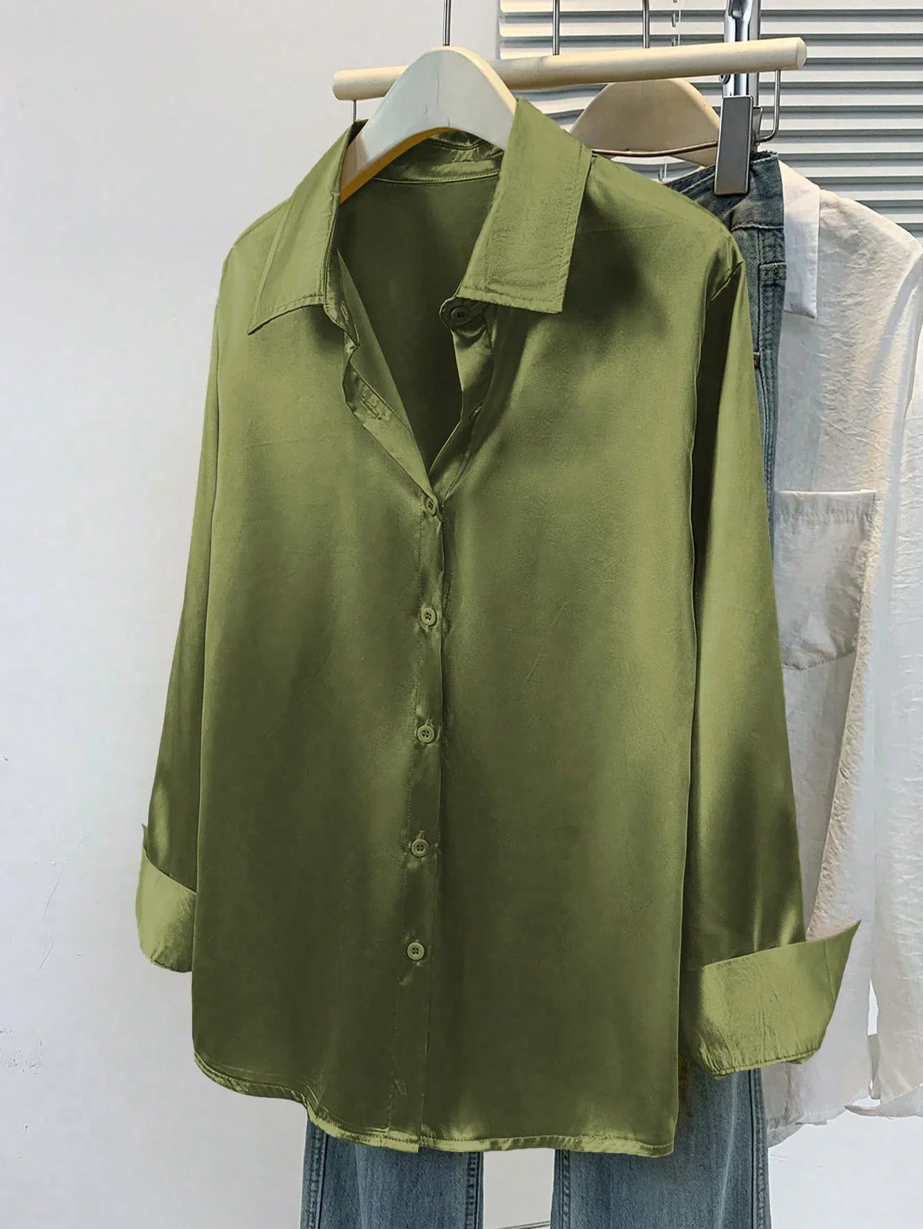 

Women's Satin Blouse Button-Up Shirt With Collar Elegant Office Casual Wear