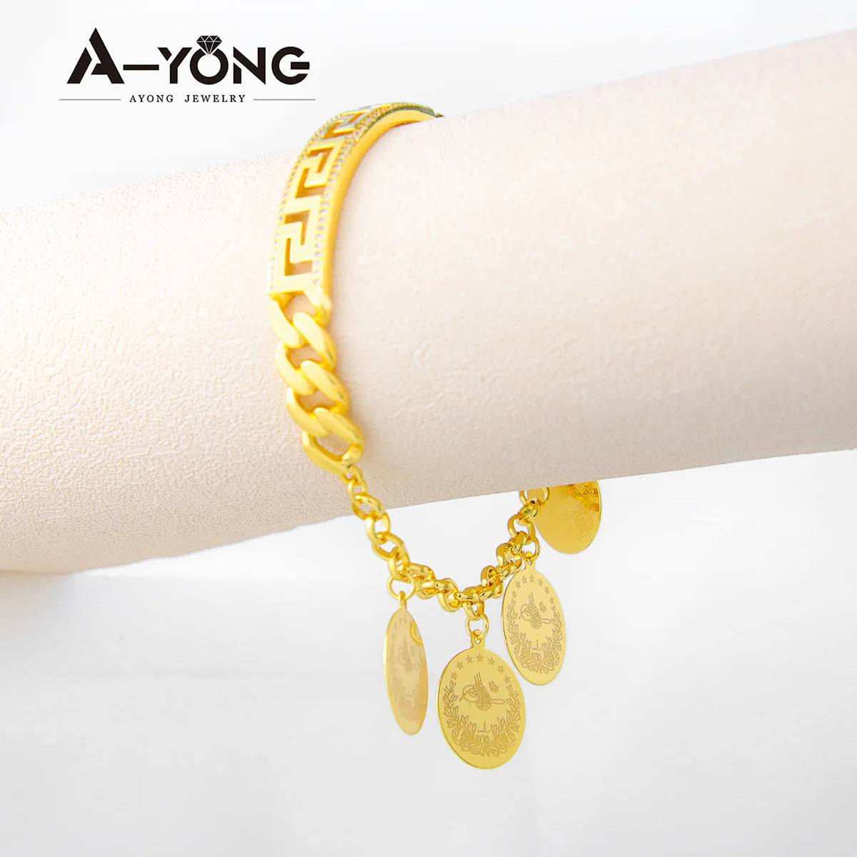 Arab Coin Bracelet 18k Gold Plated Middle East Dubai Zirconia Charm Cuff Bangle Women\'s Hand Bracelets Vintage Jewelry