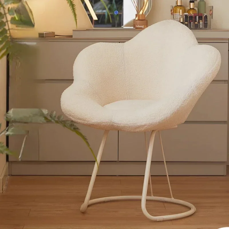 Modern Dressing Table Chair Minimalist Vanity Stool for Bedroom Light Luxury Makeup Chair Elegant Dressing Seat