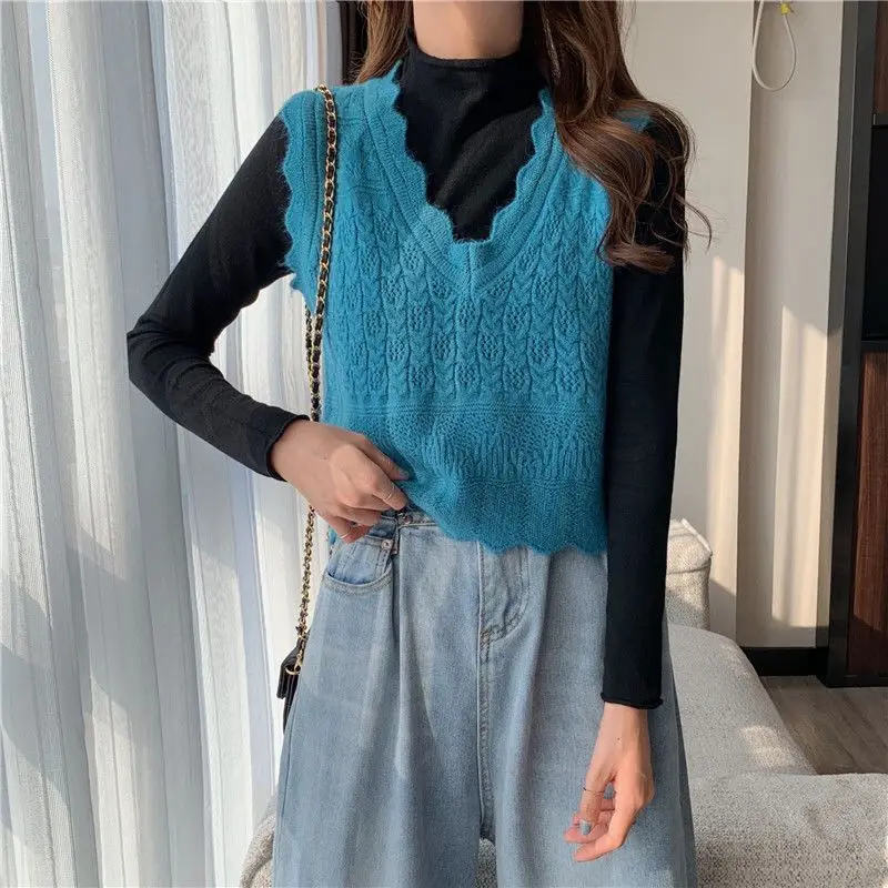 V-neck Vest Knitted Top for Women Cute Purple Kawaii Beig Ladies Sweaters Winter 2024 Clothing Korean Style Jumper Long Sleeve